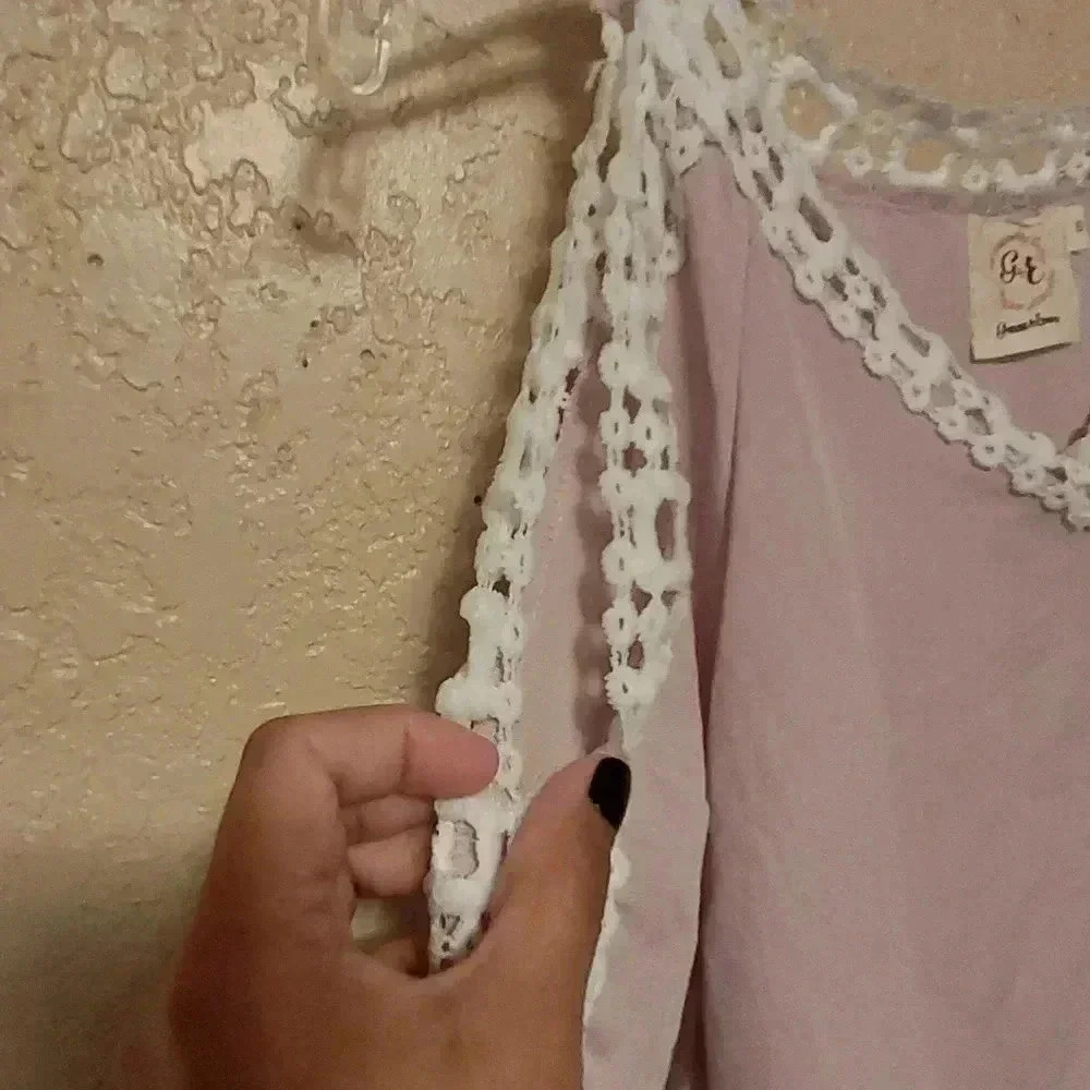 Grace & Emma cold shoulder blouse, light purple. - Picture 3 of 5